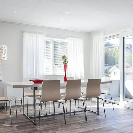 5 Bedroom Amazing In Hauge I Dalane * Sogndalsstrand
