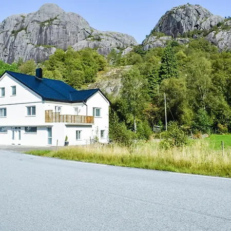 5 Bedroom Amazing In Hauge I Dalane 펜션 *